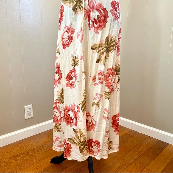 Floral Ruffle Dress - Picture 8 of 13